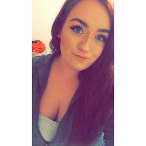 Meet your Posher, Alyssa